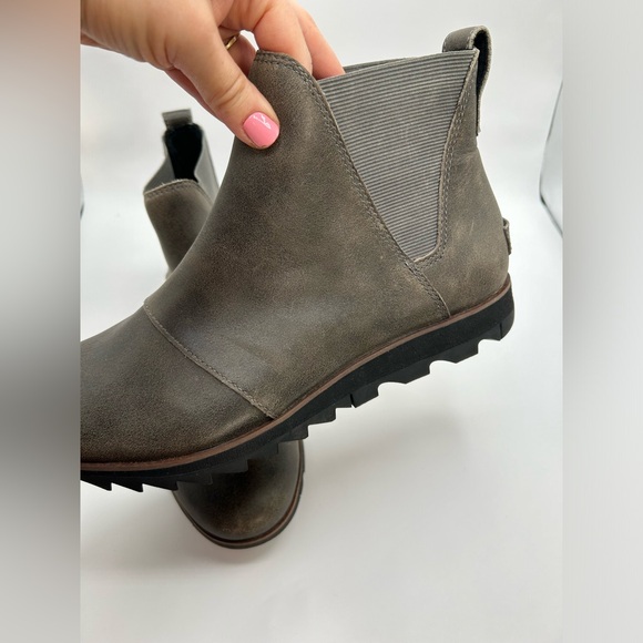 COPY - SOREL Harlow Chelsea Rain Boot Waterproof Leather Ankle Booties in gray … - Picture 6 of 12